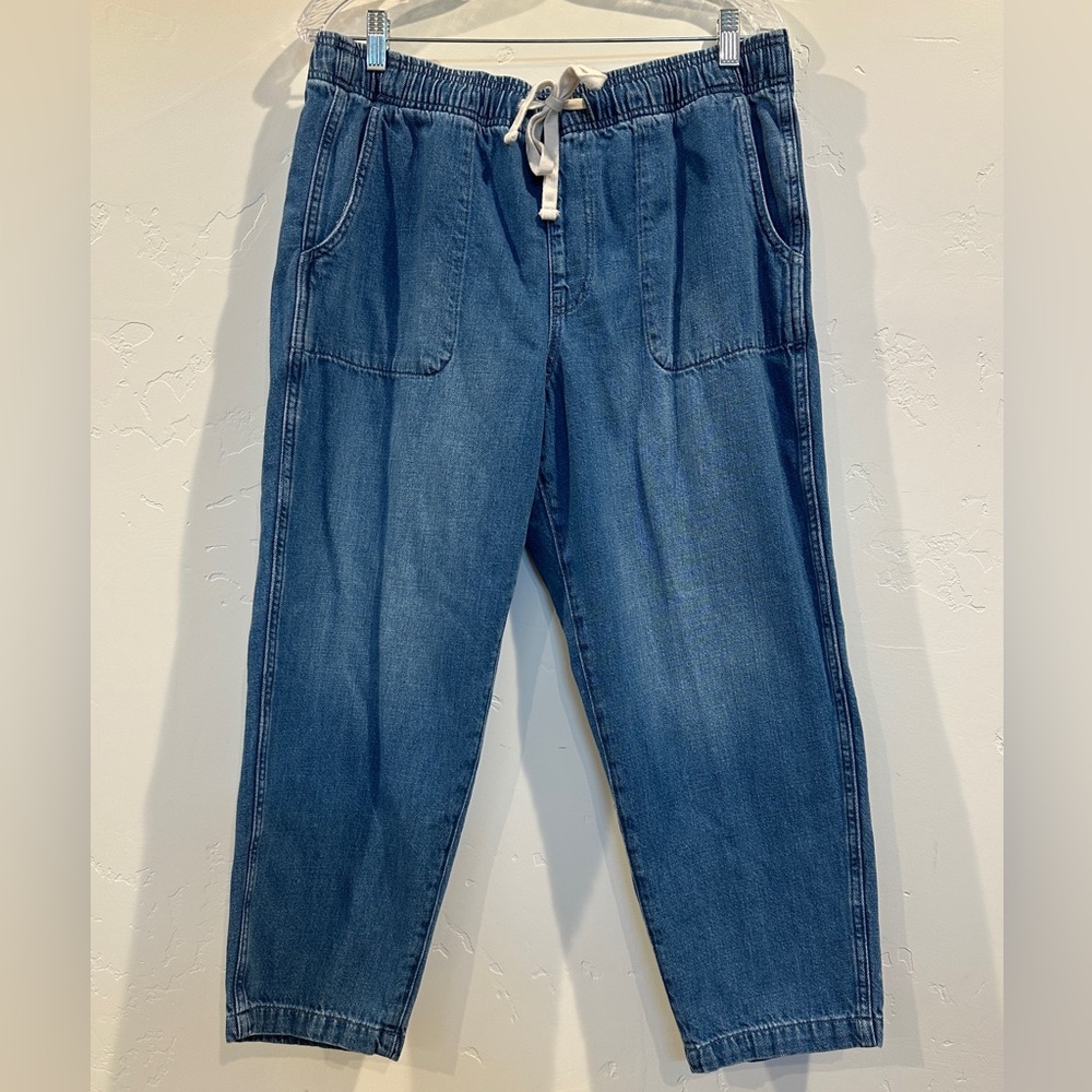 Women’s GAP Easy Jeans